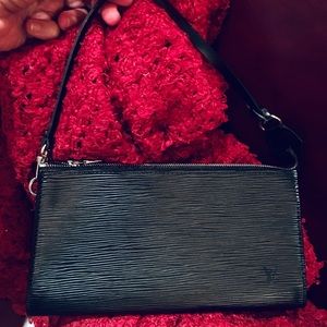 Louis Vuitton Black Epi Poshette & Silver Extender